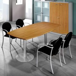 mesa para reuniones