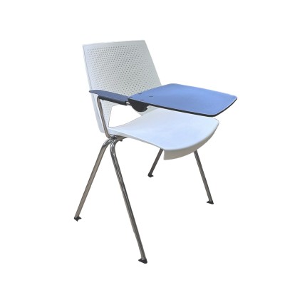 Silla con pala para aulas Strike
