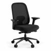 Silla HALO Black de Intacor con brazos 4D y tapizado negro, sin cabecero